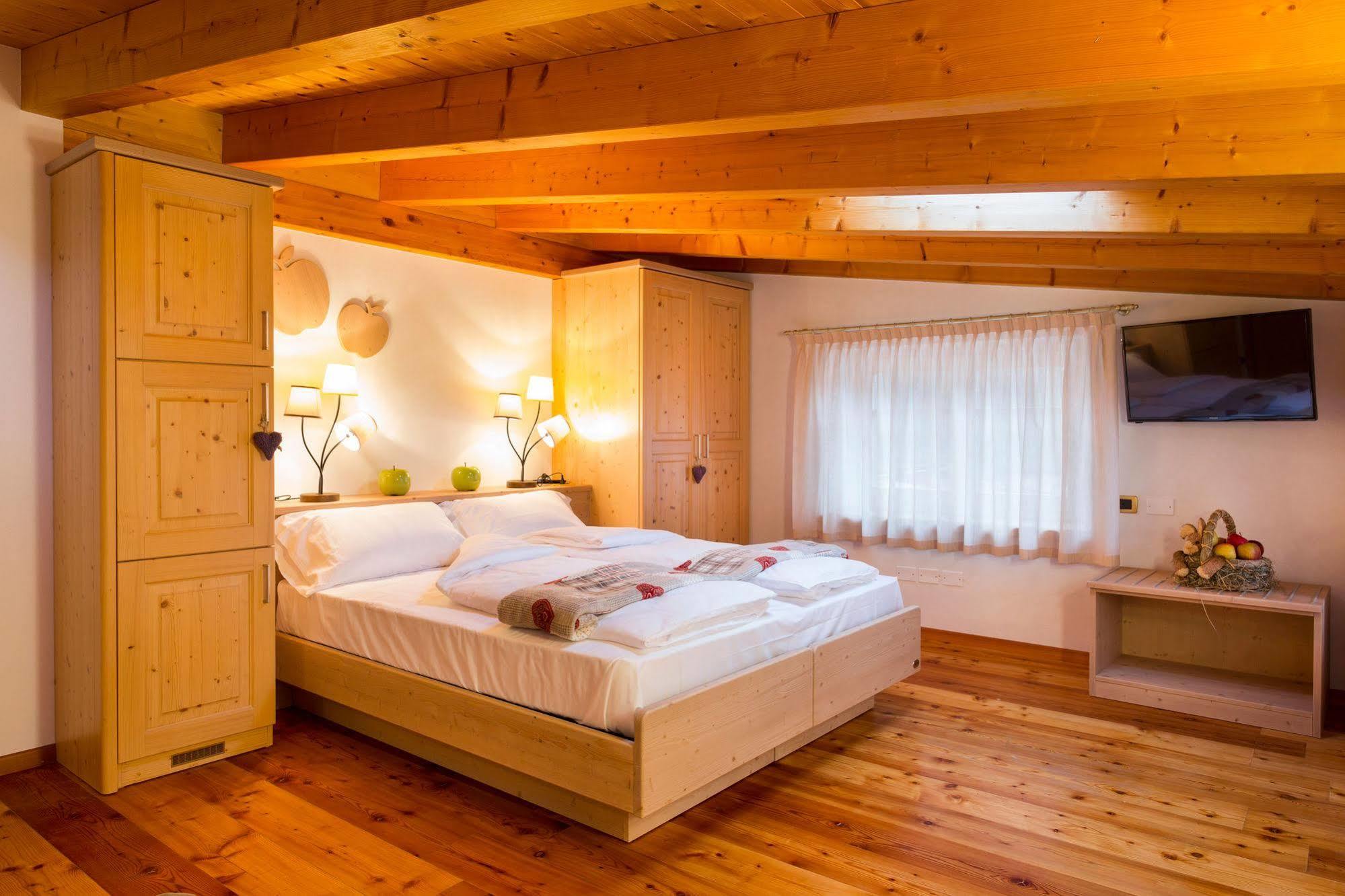 Bio Agritur Le Millemele Villa Spormaggiore Kültér fotó